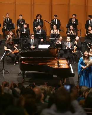 On Stage with Augustin Hadelich